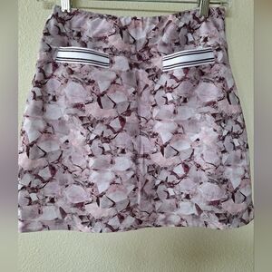 Foray Golf Skort. Geometric marbled print. Womens size S